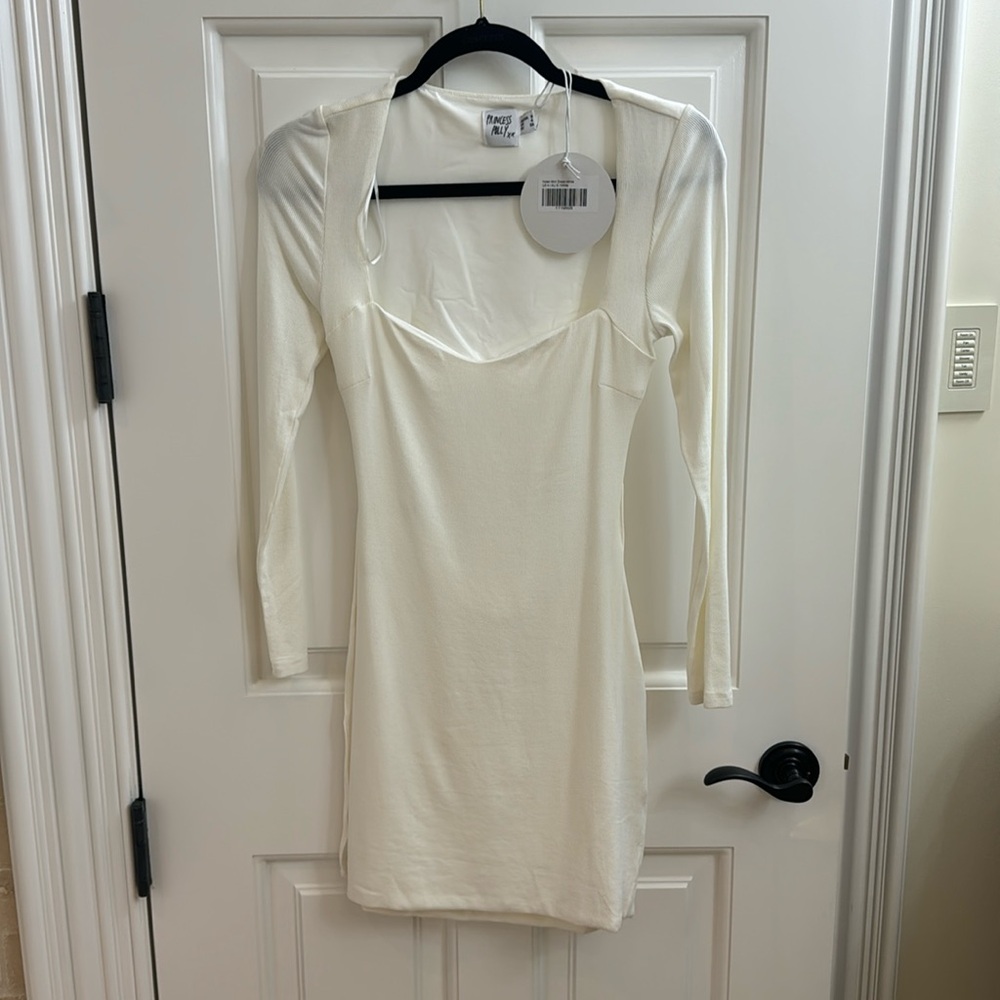 White long sleeve dress never worn princess Polly!